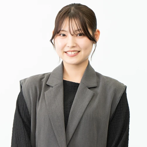草場葵 さん